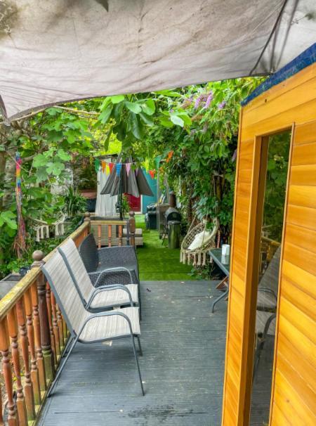 Double Room W/Projector & Garden Hot Tub Лондон Экстерьер фото